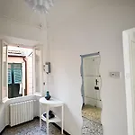La Zuacca, Luminoso Con Terrazzo * نولي