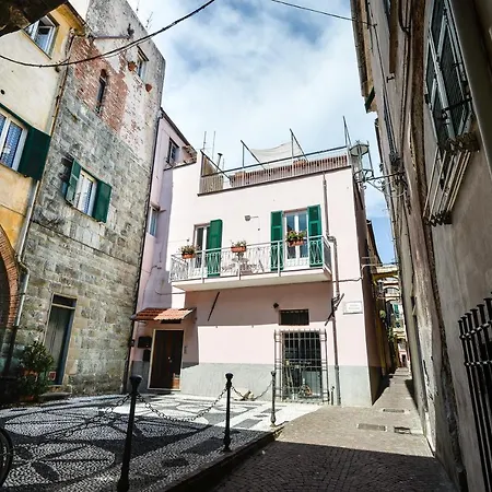 La Zuacca, Luminoso Con Terrazzo Apartment Noli