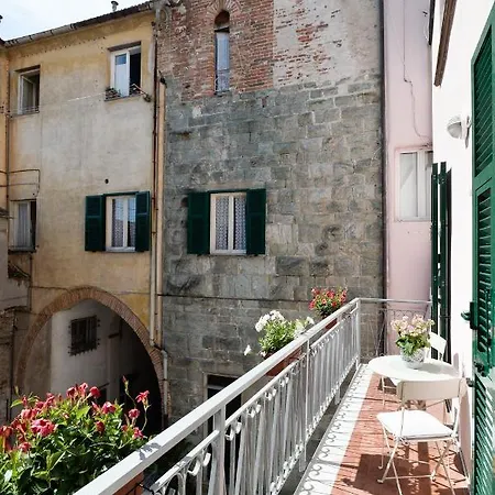 La Zuacca, Luminoso Con Terrazzo *